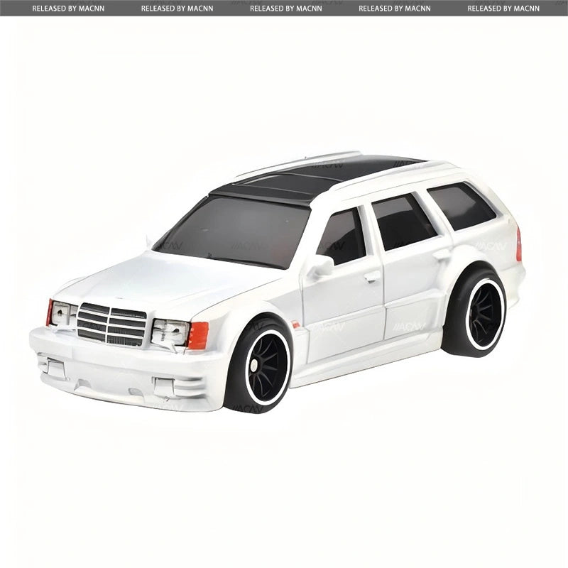 Hot Wheels Boulevard Mercedes-Benz E 36 AMG White Wagon