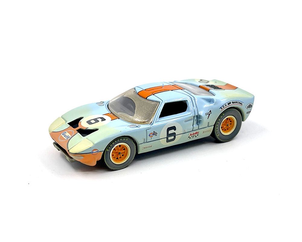 Auto World American Diorama 1:64 1965 Ford GT40 Gulf Oil Mijo Exclusiv –  Hot Match Collectables