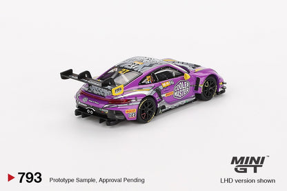 Mini GT 1:64 Porsche 911 GT3 R #27 HubAuto Racing 2023 FIA GT World Cup 70th Macau Grand Prix