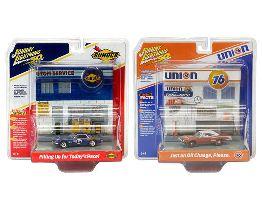 Johnny Lightning 1:64 Diorama 2019 Release 2 - Set of 2