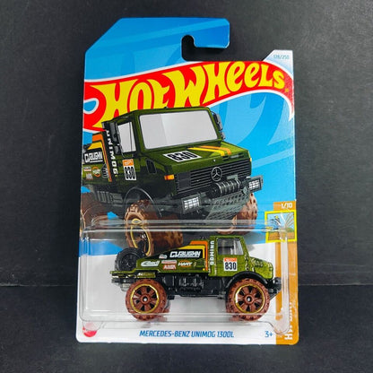 Hot Wheels Basic Car 2024 Wave 9 - J Case